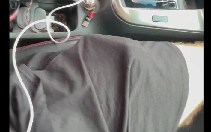Quan Vietnam 18: O tânără drăguță de taxi Uber prinde un pasager care...
