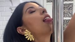 Linahenao: A co děláš dnes? když jsem byl zamyšlen