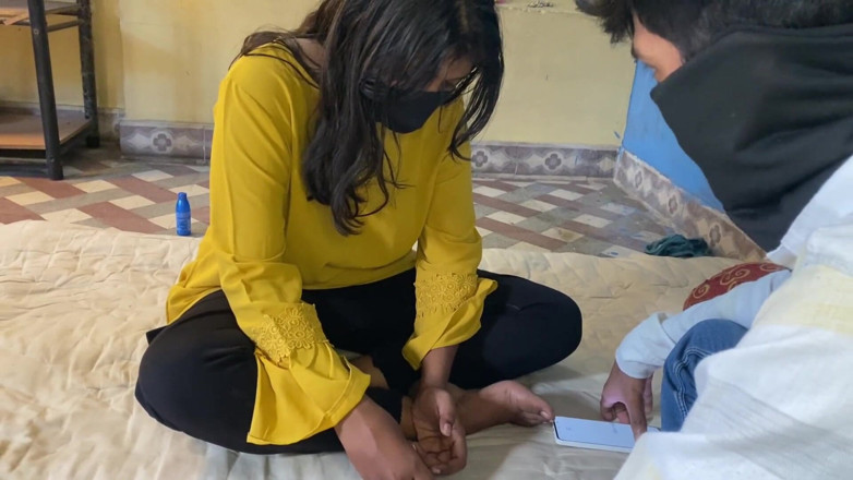 Indian Teen Girl's: 户外性爱继兄弟和继妹在门外浪漫和性喀拉拉邦夫妇在露台上发生性关系