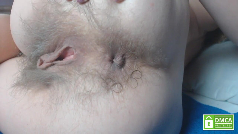 Risky Hairy Couple: Prstění chlupatých zadků zblízka