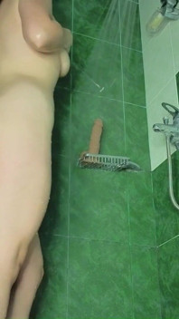 Awek miang mandi basah melancap hingga orgasme pancutan mani