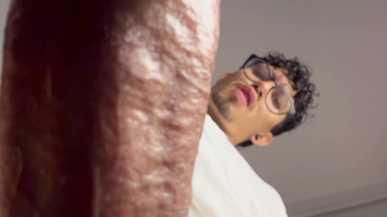 Andcristiann: 입을 벌리십시오! 내가 사정할 때까지 입에 따먹히는 상상을 하는 얼마나 맛있는지!