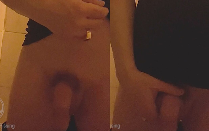 AmateurBoysPissing: Chico Amateur Heterosexual Suave Atrapado Y Filmado En Los Baños...