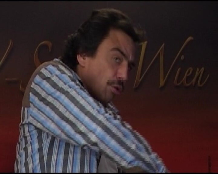 German's Old Chicks: Она зрелая немецкая дама, которая любит лизать член