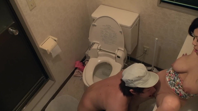 Eagle-Special: 그녀는 화장실에서 자위하고 많이 시오후키! 2020년 7월 22일 3