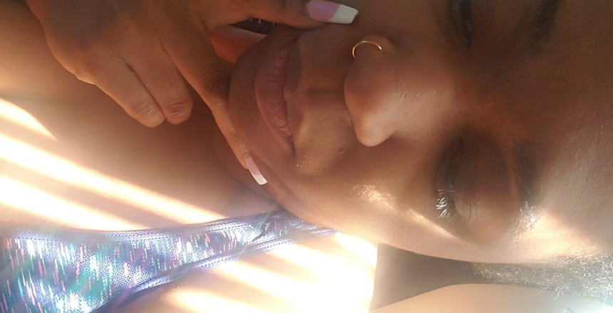 Josie4yourpleasure: Estarei disponível durante todo o fim de semana