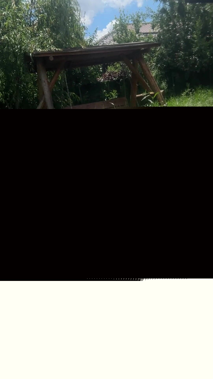 MilfyCalla: 躺在我的 sexlong - 屁股、脚趾和小比基尼诱惑