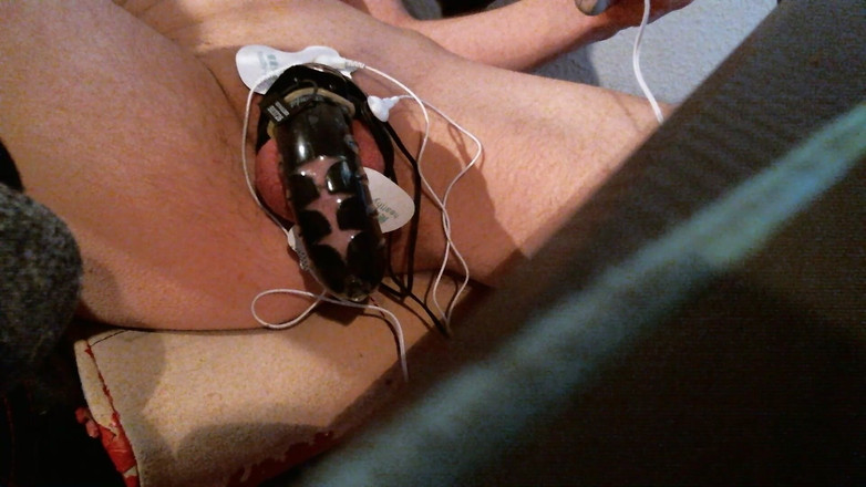 Cassidy: Chastity E-stimming