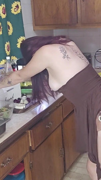 Scopata veloce in cucina