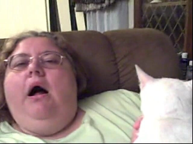 BBW nurse Vicki adventures with friends: Belching fetish for you!