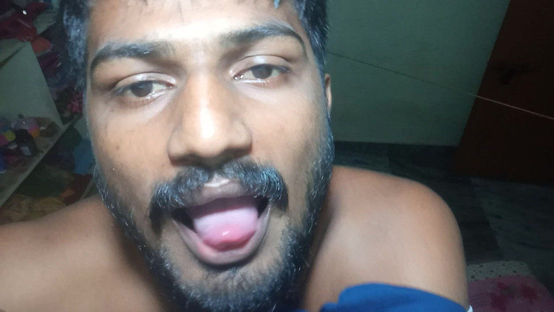 KUMBHA MANOJ KUMAR: Buổi biểu diễn đêm candle job