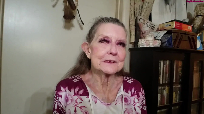 Sexy Sandra N Sir Christopher: Granny Next-door Fantasy Solo Fun