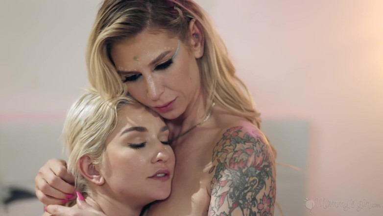 Mommy's Girl: La fille de ma belle-mère - Brooke Banner la MILF et...