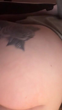 I Want You to Fuck Me on My Gaming Chair