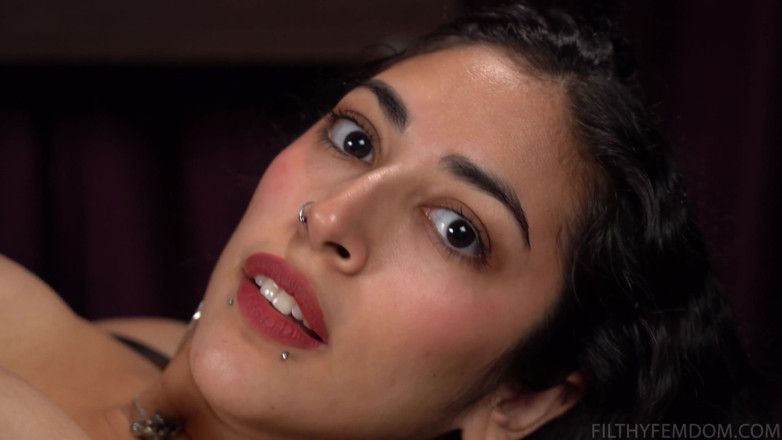 FilthyFemdom: Scopri Come Piace Alla Mamma Con Mariah Cherry