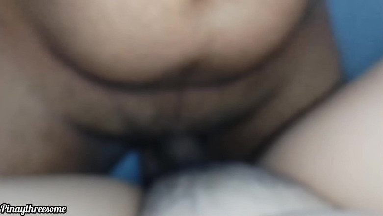 Pinay Threesome: ฉันรู้ว่าเมียนอกใจฉันและฉันให้เธอนอกใจ