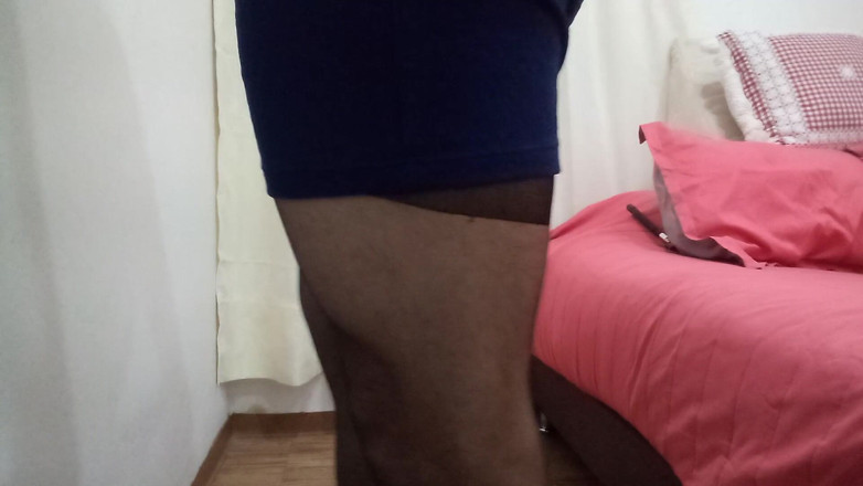 Andrea Travesti Bogota: Sexy crossdresser dances wearing sexy lingerie