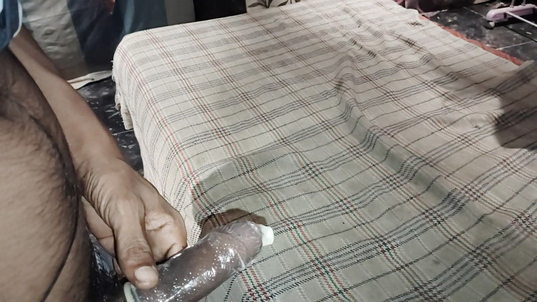 Madhya Sangeeta: Gadis desa hot india lagi asik ngentot memek sempit abang...