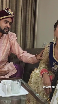 Tante seksi india dientot habis-habisan sama cowok berondong
