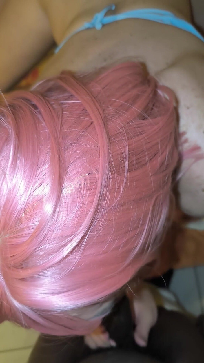 Rozebell: Prima Aventură a Lui Crossdressing Sissy