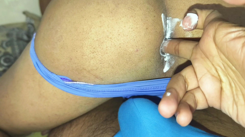 rruh_2024: Kiya phir uski chikni gand mari si cewek dost ke...