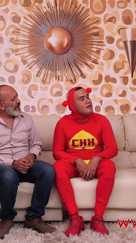 O Funil vermelho com tesão. Lina Henao