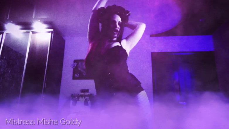 Goddess Misha Goldy: Опасное соблазнение сексуальным телом от суккубуса! Я получим твою душу сегодня, и ты навсегда будешь моим рабом!