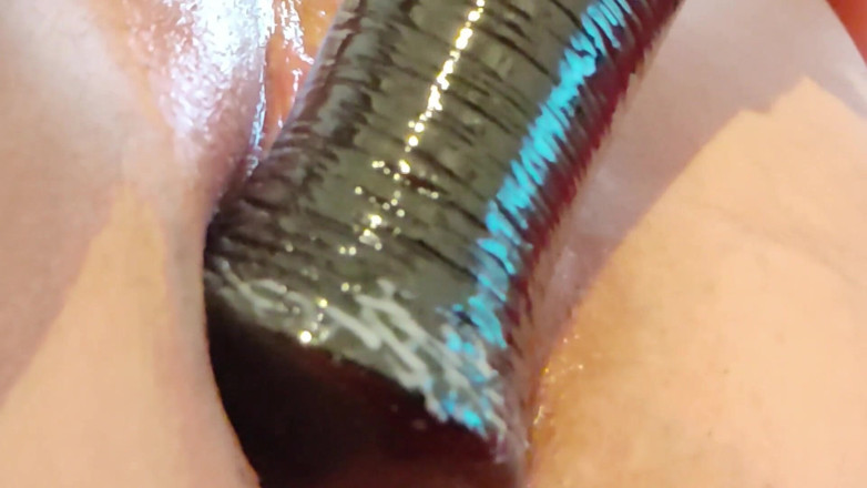 Winonna8: Close-up big cock dildo milf play