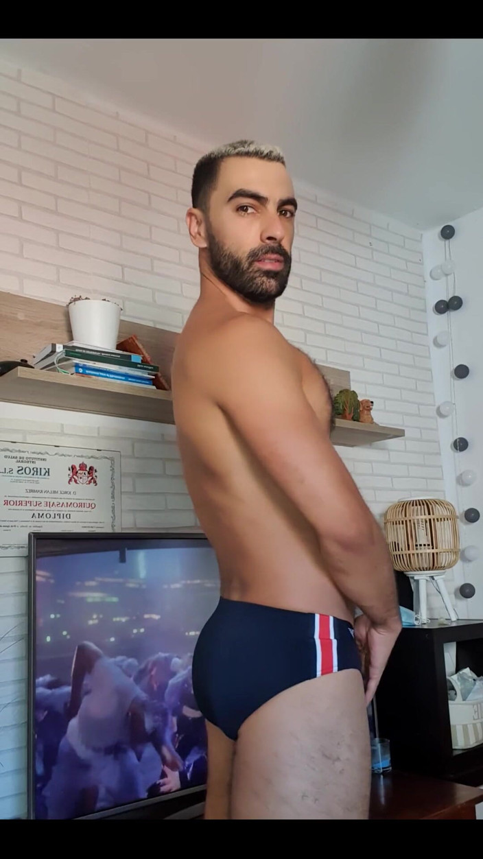 Sensualmassage: Ik ga je een cadeau laten zien van een van...
