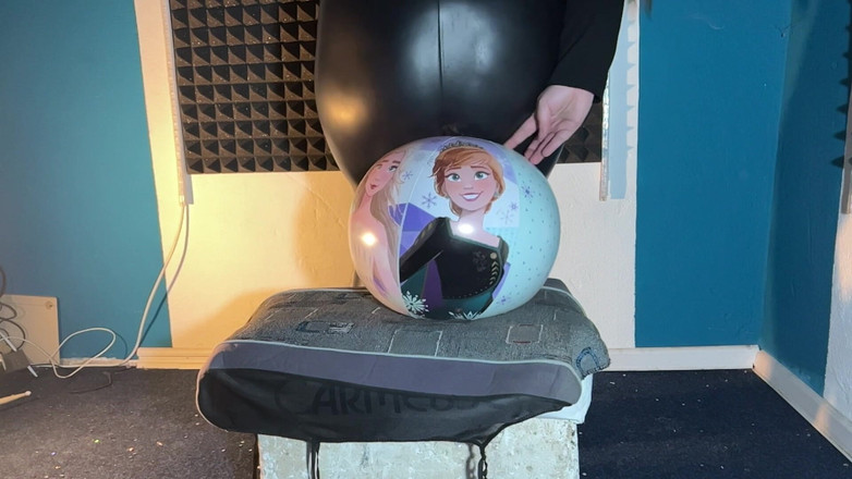 BeachBallsDuo: Lucy Sit Pops 12 50cm Cliente escolhe bolas de praia em calças...