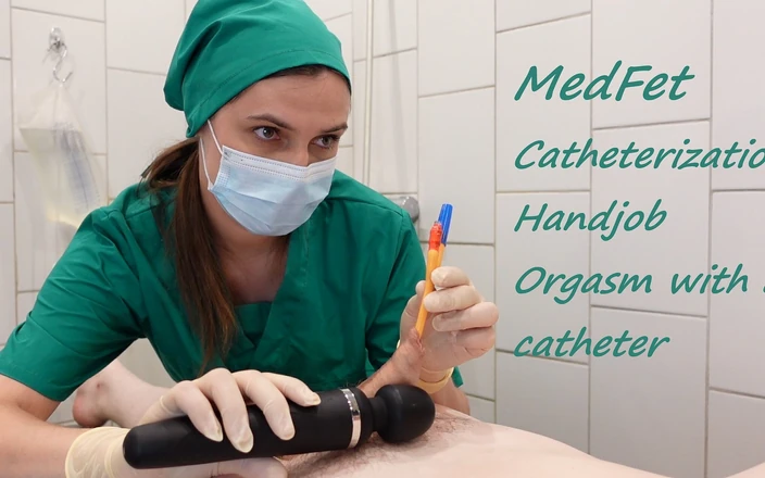 Mistress Priest: Medfet chơi ống thông, sục cu và áp đặt cực khoái với máy...