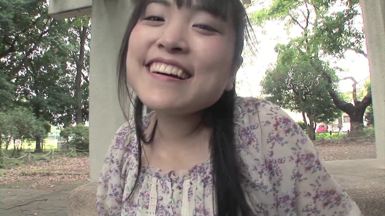 Japan Lust: La timida teenager giapponese amatoriale vuole un cazzo dentro di...