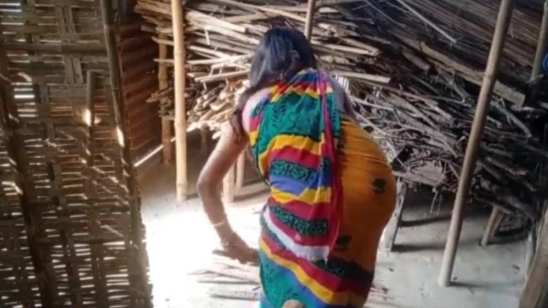 Riyadesi18: Moje švagrová mi zavolala sama a mě sex