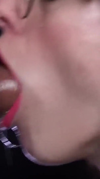 Detailed Close up Messy Sloppy Deepthroat and Cum in Mouth