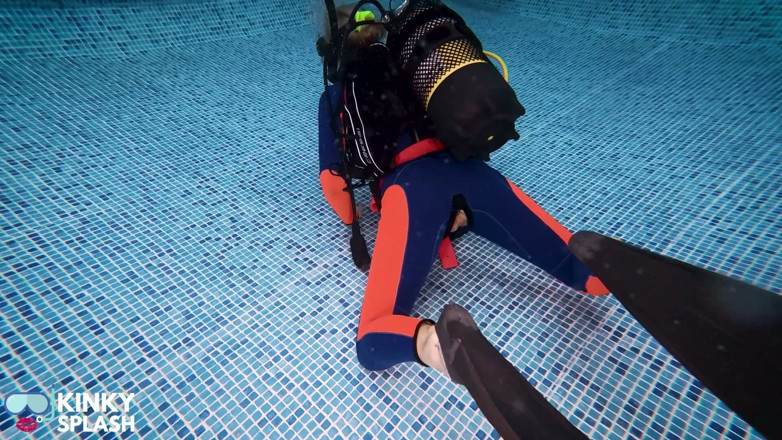 UKCuteGirl Lucy Lauren: Scuba Retreat Day 2 - Záludný jiskrový kolík spatřený mým instruktorem