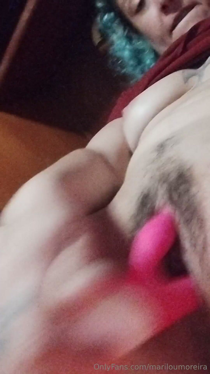 MariLou Moreira: Vieni a guardarmi venire con il mio rabbit