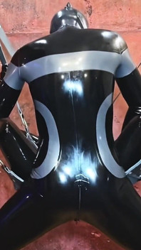 Piacere estremo per gloomy, Parte 2 - Alex Latex.mp4