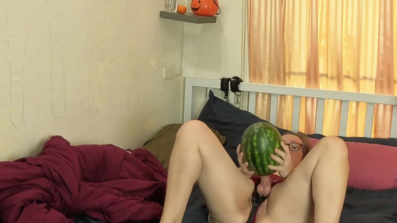 Jimbob Star Straight: Foodie Friday - Jade šuká meloun