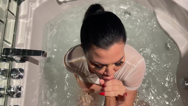 Jasmine Jae: Whirlpool-fick