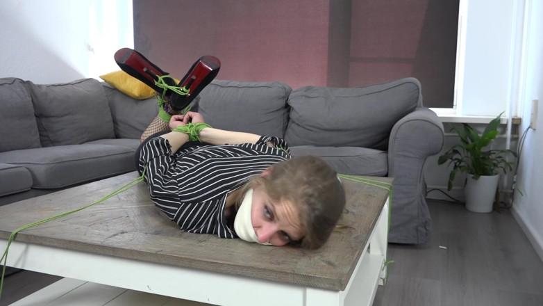 Restricting Ropes: Violet Haze - SG в бондаже, часть 3