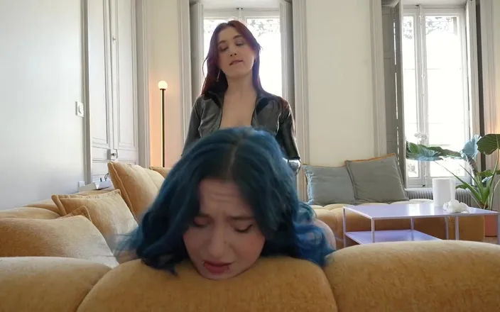 Madelaine_Rousset: Softdom Lesbian Pegging My Pretty Little Sub Ft Khalamite