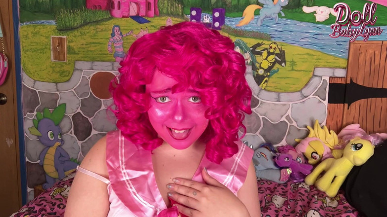 DollBabyLynn: 与pinki一起打屁股并唱