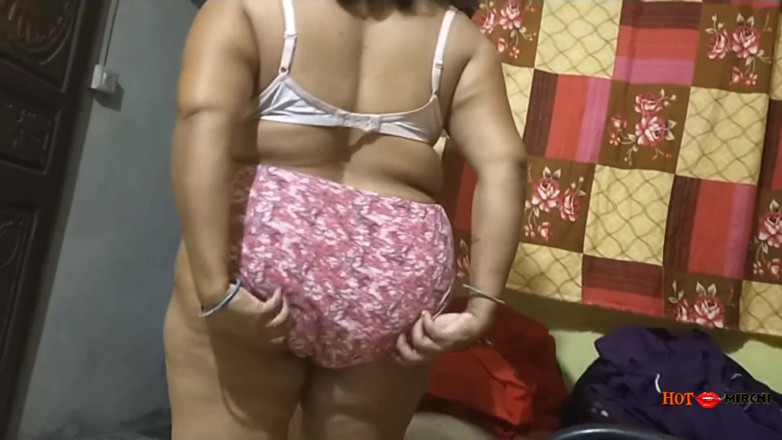 Hot_Mirchi: 哥说不要拍摄我的裸体视频，