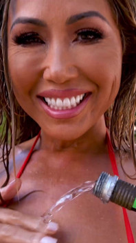 Kianna Dior Pool Blowjob Facial Featuring Jonni Darkko