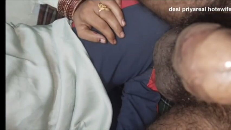 Desisexycpl123: Priya Bhabhi hard neuken met haar student heel hard