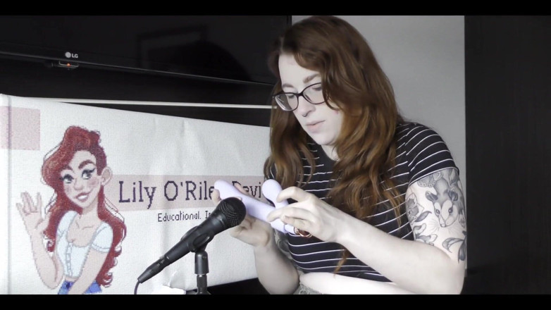Lily O'Riley: モジュールラビット・バイブのNSFWレビュー
