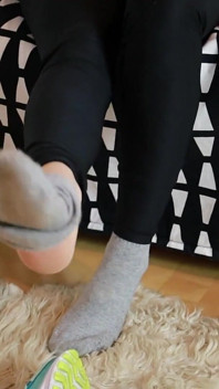 Punčocháče a běžecké boty