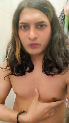 Zoya Shezadi Im a Going to My Secret Small Room One More Time Have a Fun Time thumbnail