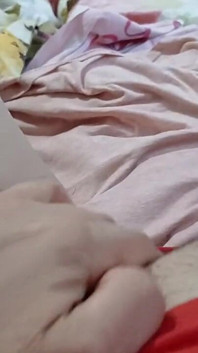 Střídám se při lízání chlupatých a oholených kundiček