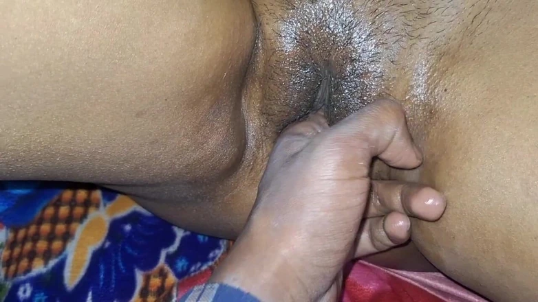 hot suman: Lavoratore cattivo scopata dal suo proprietario moglie muove le dita...